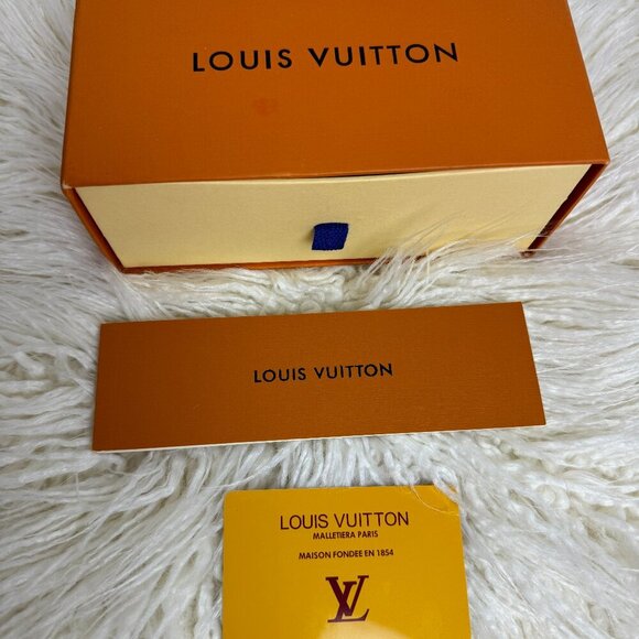 Louis Vuitton Sunglasses Box‎ main image 8